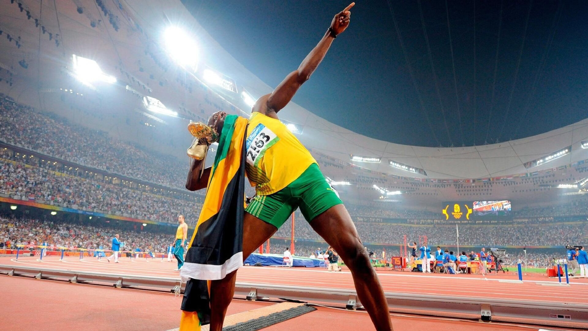 技术数据反映训练成果，对数据进行训练